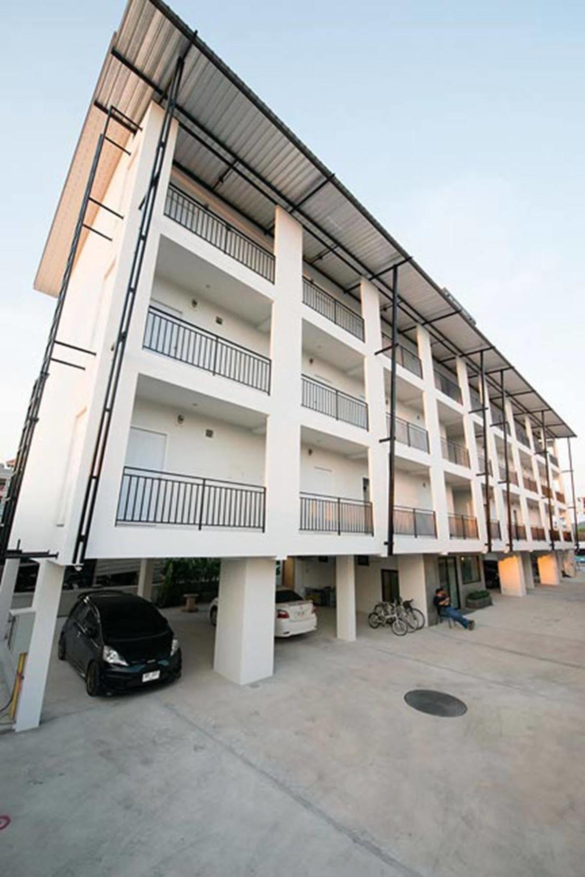 Pixel Hostel Phuket Airport Thalang Exterior photo